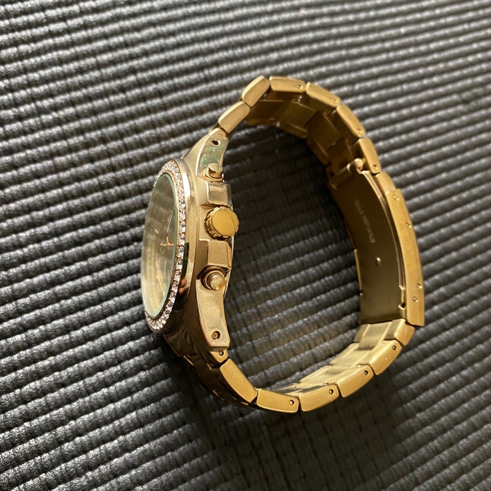 Watch - Picture 4 of 5